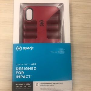 iPhone XS Max Speck candygrip case